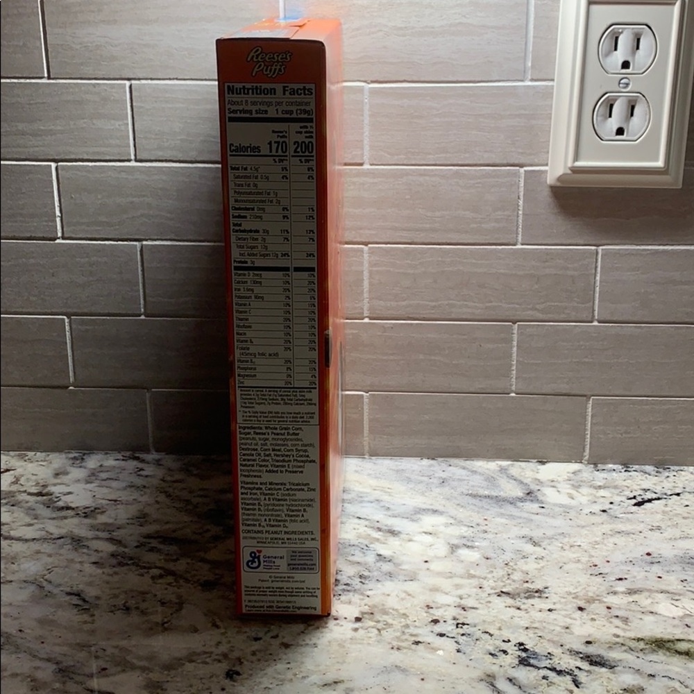Travis Scott Reese’s Puffs - Picture 4 of 4